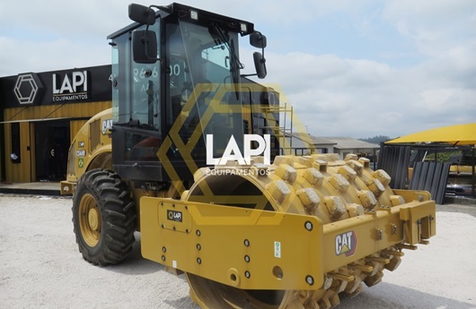 Rolo compactador Caterpillar CS44B