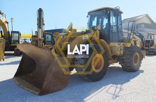 Pá carregadeira Caterpillar 950H
