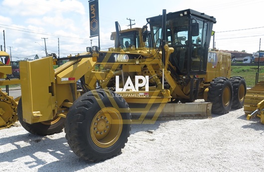 Motoniveladora Caterpillar 140K