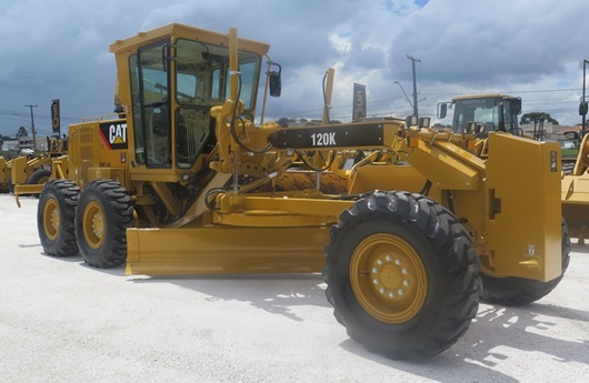 Motoniveladora Caterpillar 120K